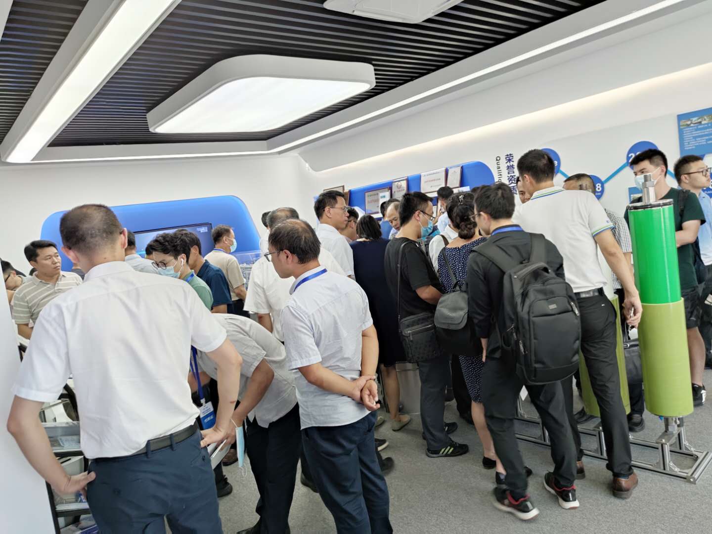 1598841792909613.jpg 1598841792909613.jpg